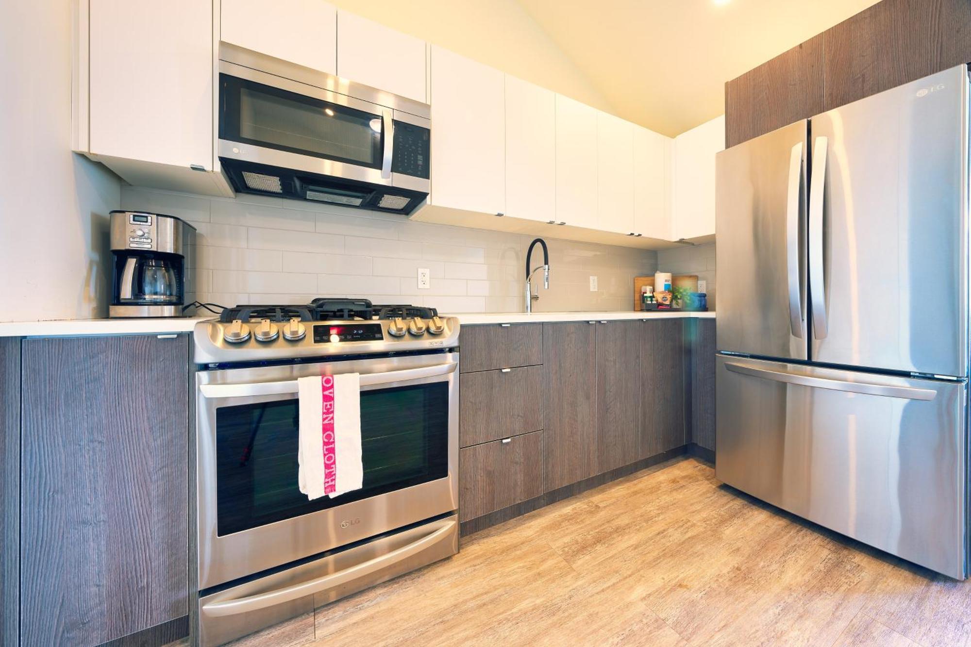 The Long Beach Resort - Beachfront Cottages & Townhouse Suites Wainfleet Екстериор снимка