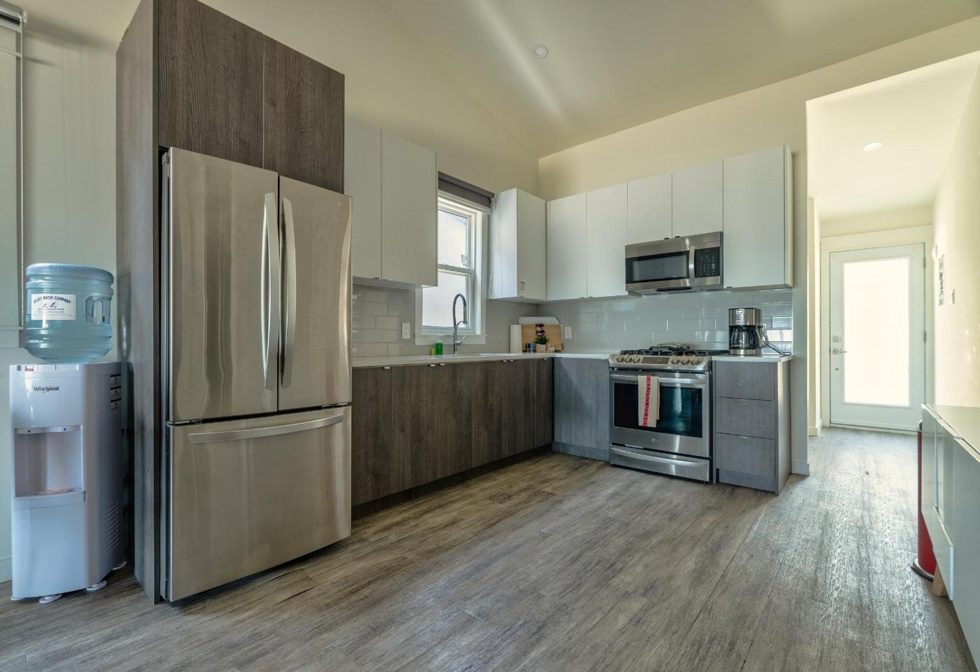 The Long Beach Resort - Beachfront Cottages & Townhouse Suites Wainfleet Екстериор снимка