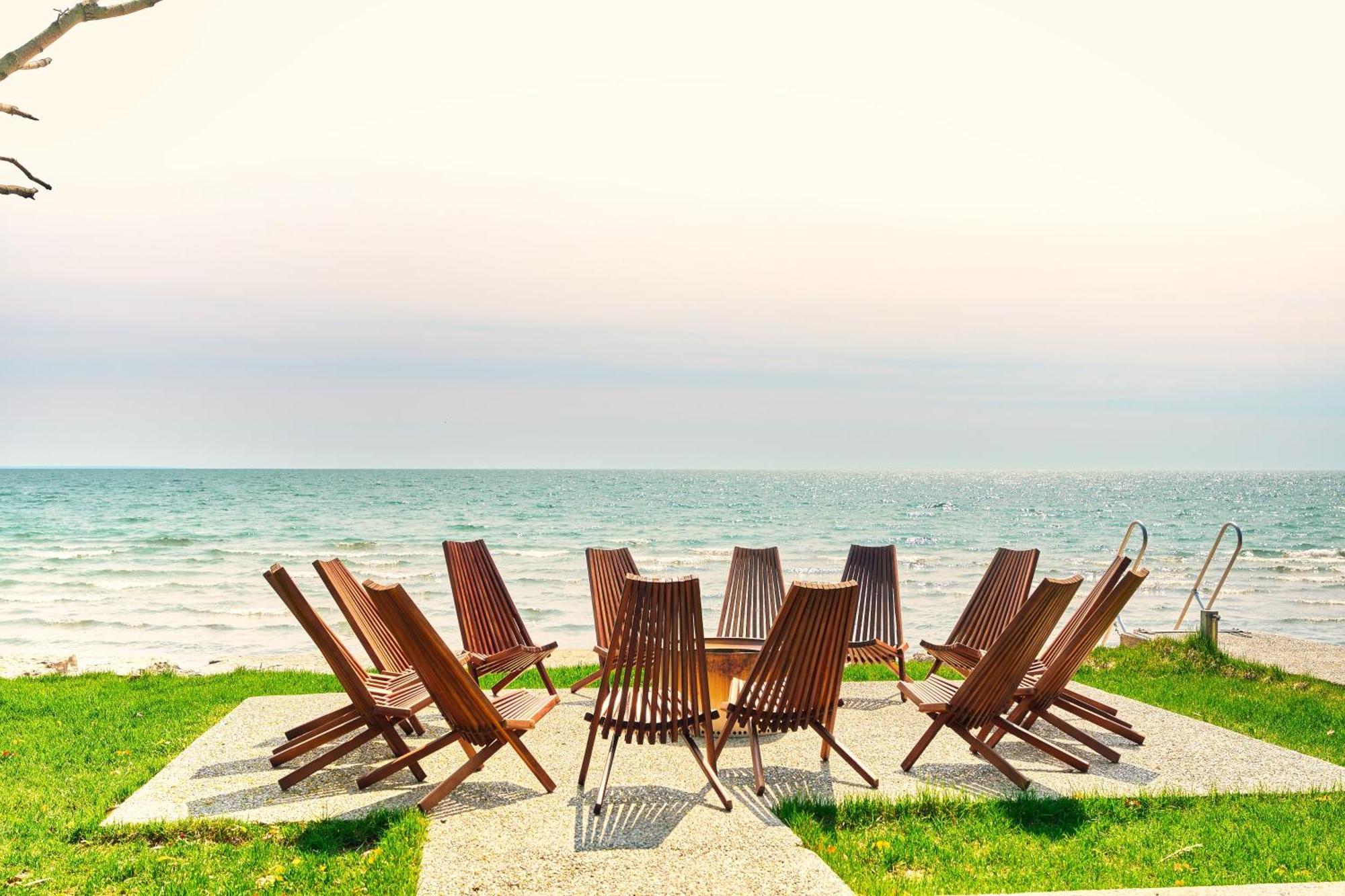 The Long Beach Resort - Beachfront Cottages & Townhouse Suites Wainfleet Екстериор снимка