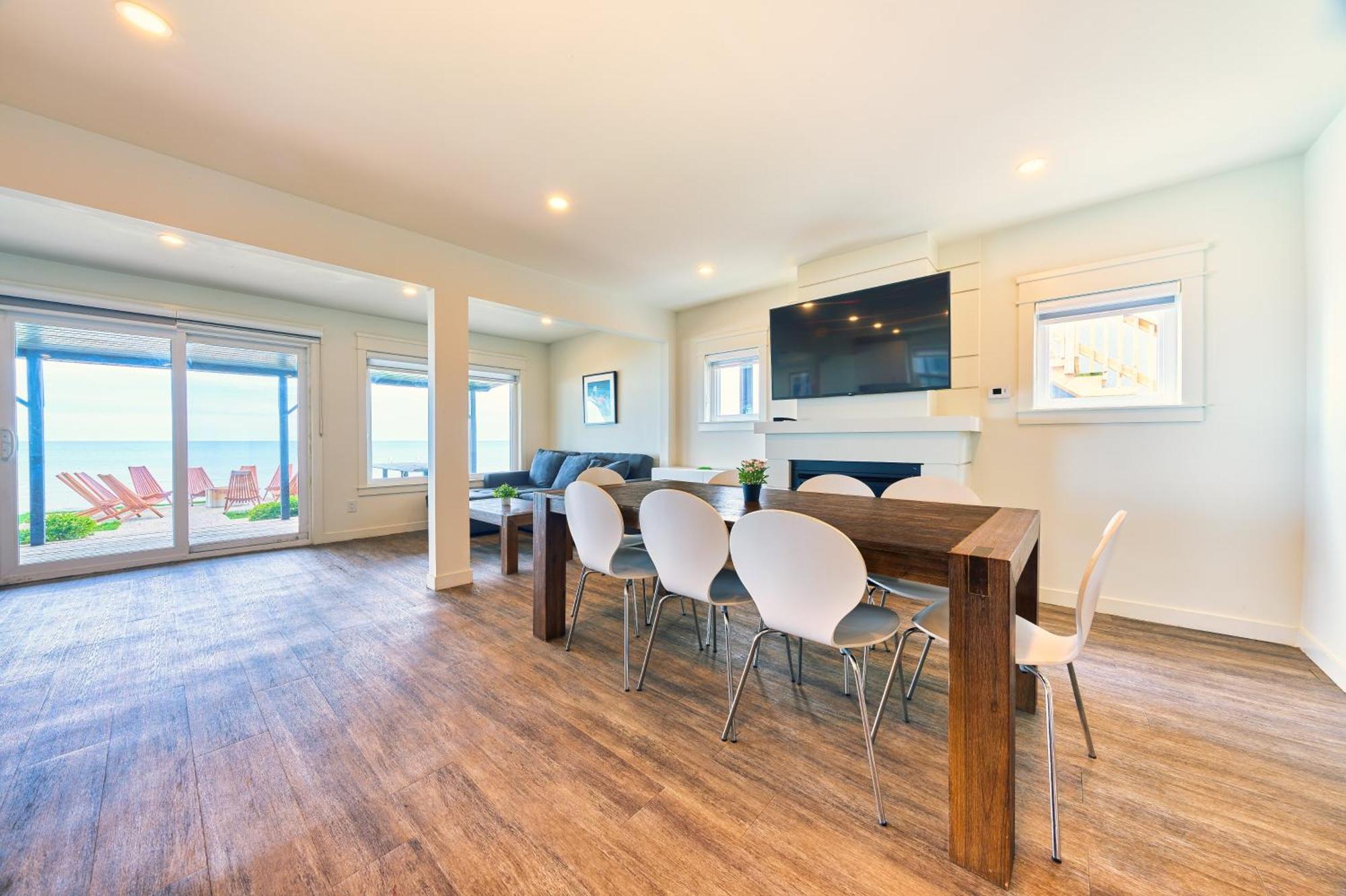 The Long Beach Resort - Beachfront Cottages & Townhouse Suites Wainfleet Екстериор снимка