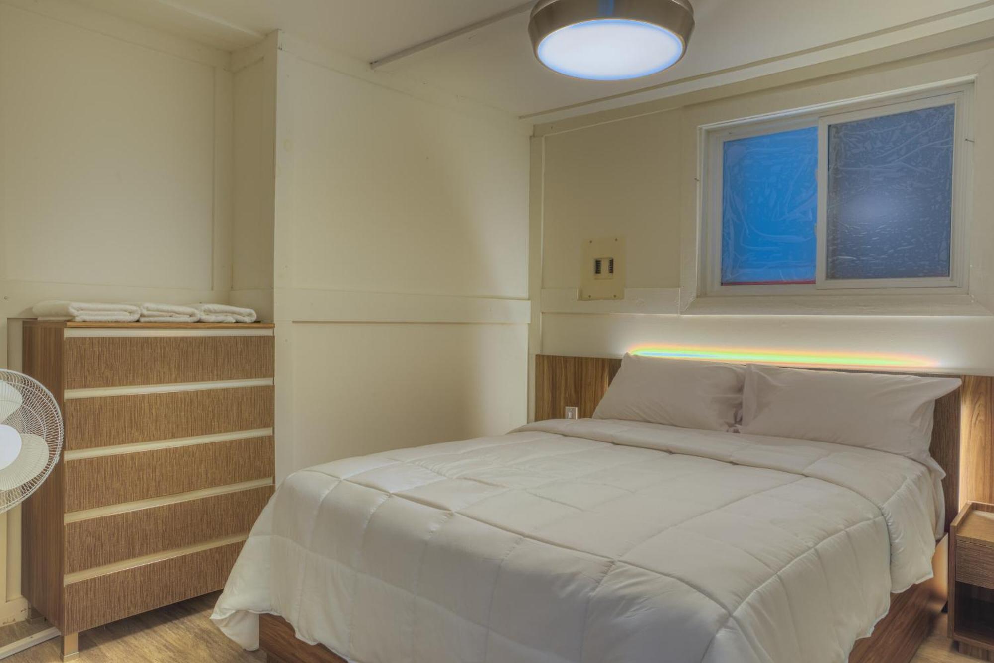 The Long Beach Resort - Beachfront Cottages & Townhouse Suites Wainfleet Екстериор снимка